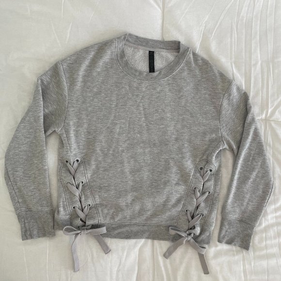 90 Degree by Reflex Grey Lace-up Sweatshirt - Picture 2 of 5